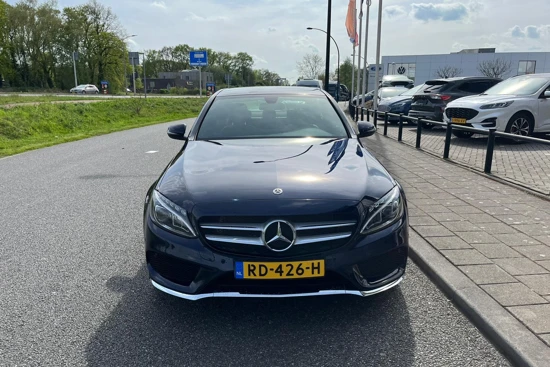 Mercedes-Benz C-Klasse 180 Premium AMG | 1e eig | NL auto | Unieke km. stand | Trekhaak | Leer