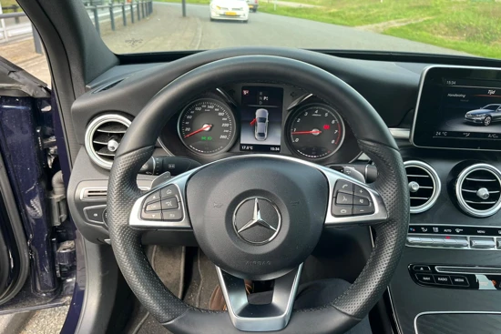 Mercedes-Benz C-Klasse 180 Premium AMG | 1e eig | NL auto | Unieke km. stand | Trekhaak | Leer