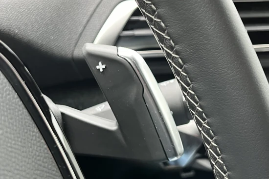 Peugeot 5008 1.2 130PK Allure | Elek.Klep | Camera | 7 Persoons | Navigatie | Carplay | Parkeersensoren |