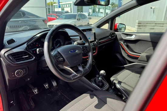 Ford Fiesta 1.0 100pk ST-Line | 100% DEALER ONDERHOUDEN! | VOORRUITVERWARMING | DESIGN PACK | SPOILER | 18 INCH | DAB RADIO