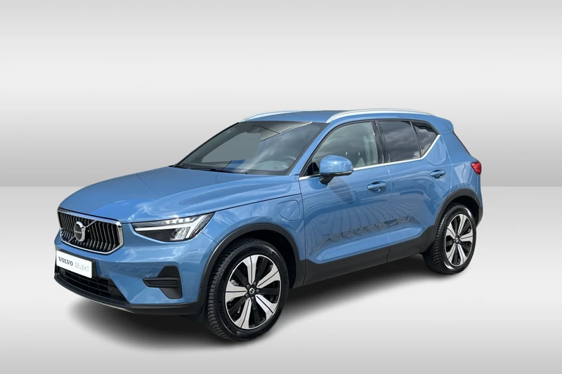 Volvo XC40 T4 Recharge Bright | Camera | Stoelverwarming | 19 Inch | Privacy Glass | CarPlay Android Auto | Trekhaak |