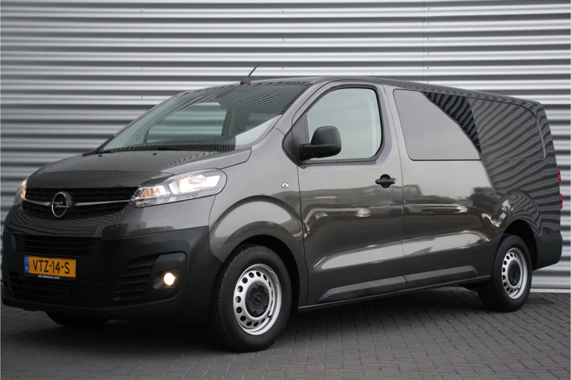 Opel Vivaro 2.0 CDTI 145PK L3H1 DC INNOVATION / REGISTRATIEKORTING €6.253 / NAVI / AIRCO / LED / PDC / CAMERA / TREKHAAK / BETIMMERING / BLU