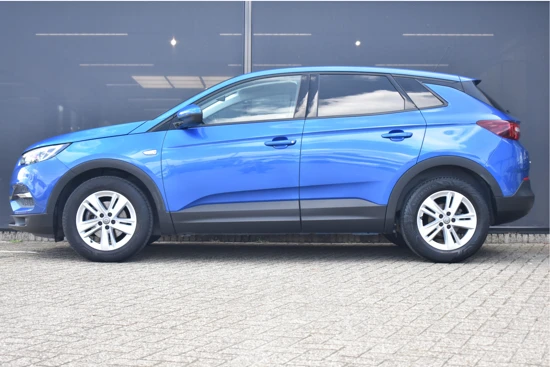 Opel Grandland X 1.2 Turbo Edition+ 130pk | Nieuwe Riem! | AGR-Comfortstoelen | Stuur/Stoelverwarming | AllSeason | Navigatie by App | Parkeersen