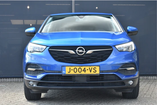 Opel Grandland X 1.2 Turbo Edition+ 130pk | Nieuwe Riem! | AGR-Comfortstoelen | Stuur/Stoelverwarming | AllSeason | Navigatie by App | Parkeersen