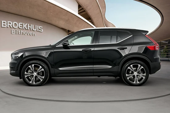 Volvo XC40 T4 RECHARGE INSCRIPTION EXPR | Memory | Stoelverwarming | Extra getint glas | PDC V+A