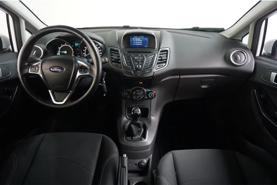 Ford Fiesta 1.0 Style | Voorruitverwarming | Cruise Control | Lichtmetalen Velgen | Navigatie |