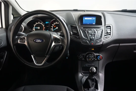 Ford Fiesta 1.0 Style | Voorruitverwarming | Cruise Control | Lichtmetalen Velgen | Navigatie |