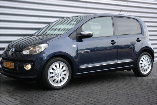 Volkswagen up! 1.0 60PK 5-DRS HIGH UP! / NAVI / AIRCO / PDC / 16" LMV / BLUETOOTH / CRUISECONTROL / NIEUWSTAAT !!