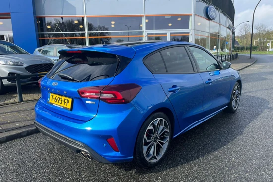 Ford Focus 1.0 EcoBoost Hybrid ST Line X