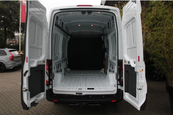 Ford Transit 350 2.0 165pk L3H3 Trend RWD | Trekhaak | Airbag passagier | Centrale dubbele vergrendeling