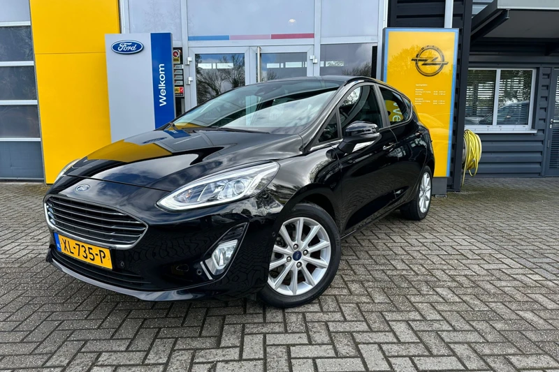 Ford Fiesta 1.0 EcoBoost 100 PK TITANIUM | STOEL- EN STUURVERWARMING| CAMERA| CRUISE CONTROL| NAVIGATIE| CLIMATE CONTROL|