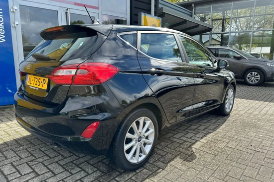 Ford Fiesta 1.0 EcoBoost 100 PK TITANIUM | STOEL- EN STUURVERWARMING| CAMERA| CRUISE CONTROL| NAVIGATIE| CLIMATE CONTROL|