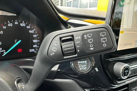 Ford Fiesta 1.0 EcoBoost 100 PK TITANIUM | STOEL- EN STUURVERWARMING| CAMERA| CRUISE CONTROL| NAVIGATIE| CLIMATE CONTROL|