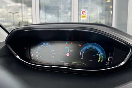 Peugeot 3008 1.6 HYbrid 225PK Blue Lease Allure | ACC | PDC V/A | Camera | Navi | Carplay