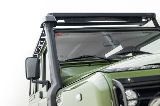 Land Rover Defender 2.2 D SW 110" XTech