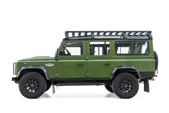 Land Rover Defender 2.2 D SW 110" XTech