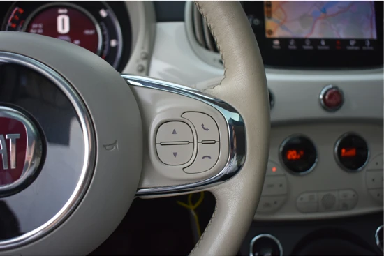 Fiat 500 1.2 Lounge | Navigatie | Airco | Cruise Control | Panorama dak | 15"LMV | Bluetooth Telefoonverbinding !!