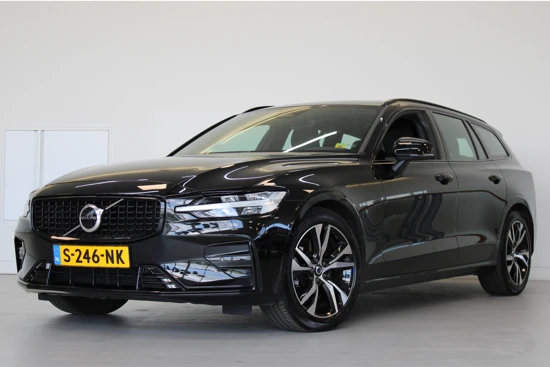 Volvo V60 B4 200PK Plus Dark | BLIS | Sportstoelen | Camera | Pilot Assist | Memory stoelen | Achterb verwarming