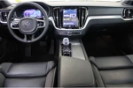 Volvo V60 B4 200PK Plus Dark | BLIS | Sportstoelen | Camera | Pilot Assist | Memory stoelen | Achterb verwarming