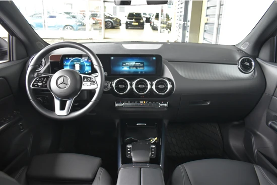 Mercedes-Benz GLA 200 Business Line LED | Navigatie | Clima | Half Leder | Comfort Stoel | Stoelverwarming | Elektrisc