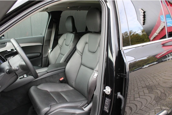 Volvo XC90 T8 Recharge AWD Plus Bright | 20'' | Panoramadak | 360 camera | Full LED | Harman kardon | Trekhaak | BLIS | Pilot assist