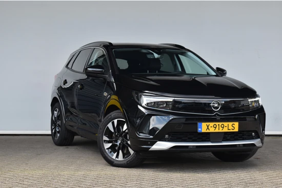 Opel Grandland 1.6 Turbo Hybrid Level 3