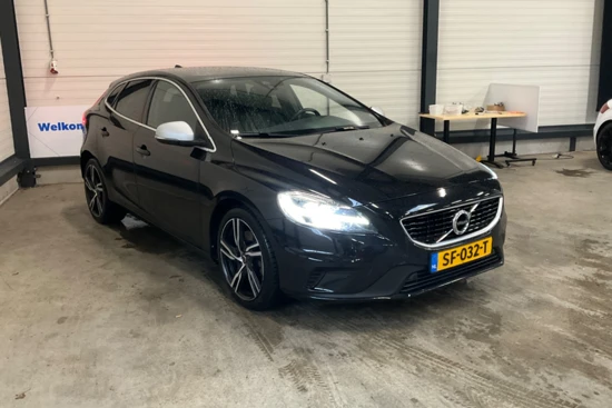 Volvo V40 2.0 D3 Business Sport Aut.6 | Luxury Line | Scandinavian Line | Pano | Leder & St. verwarming |