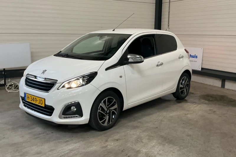 Peugeot 108 1.0 e-VTi Allure | Camera | Climate C. | Privacy Glass | 15" LMV | Elec. ramen |