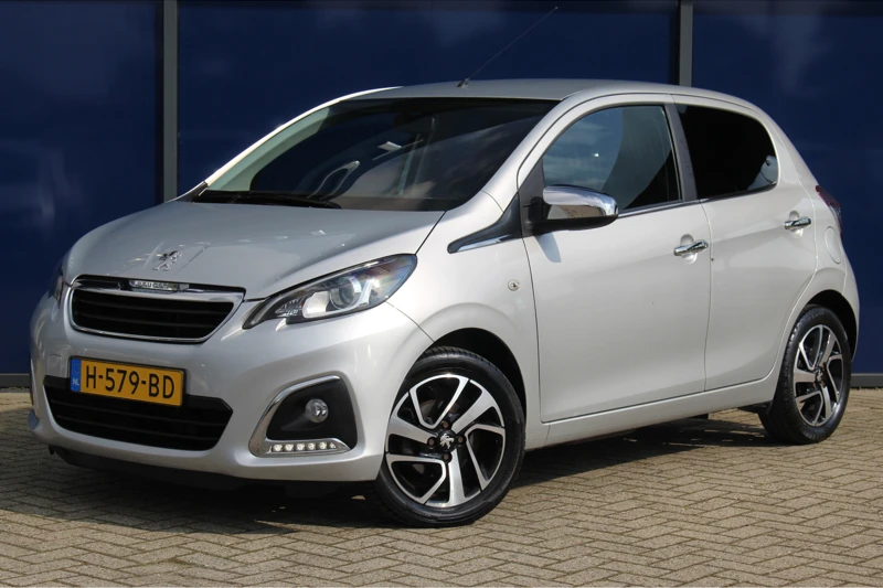 Peugeot 108 1.0 e-VTi Allure | Climate C. | Camera | Carplay | Privacy Glass | 15" LMV |