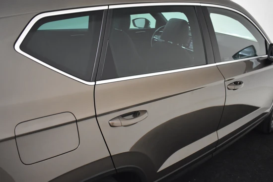 SEAT Ateca 1.4 EcoTSI 150PK Xcellence | Adaptieve Cruise Control | Panoramadak | App-Connect | Achteruitrijcamera | Trekhaak | Voorstoelen