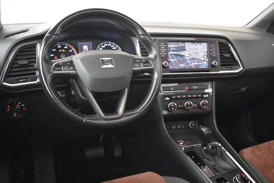 SEAT Ateca 1.4 EcoTSI 150PK Xcellence | Adaptieve Cruise Control | Panoramadak | App-Connect | Achteruitrijcamera | Trekhaak | Voorstoelen