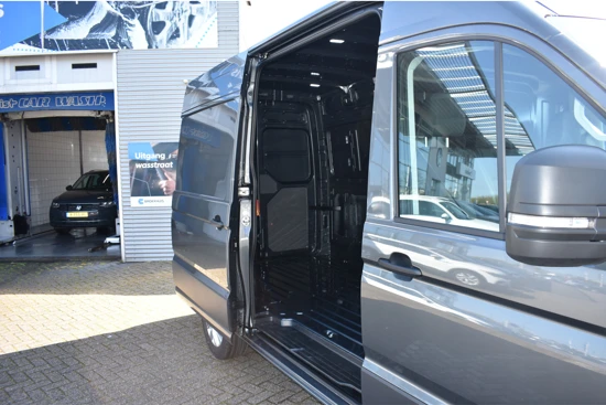 Volkswagen Crafter 30 2.0 TDI 177 pk Automaat L3H3 Exclusive