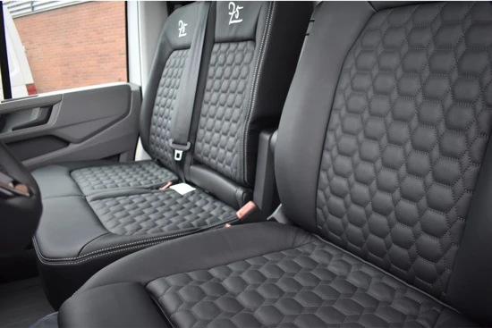 Volkswagen Crafter 35 2.0 TDI L3H3 Exclusive | Interieur Pakket: V. 75 Edition