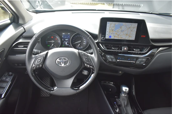 Toyota C-HR 2.0 Hybrid Dynamic | Afn. Trekhaak | Navigatie | Adaptive Crusie | Achteruitrijcamera | Lane-Assist | Full-LED | Nieuwstaat | De