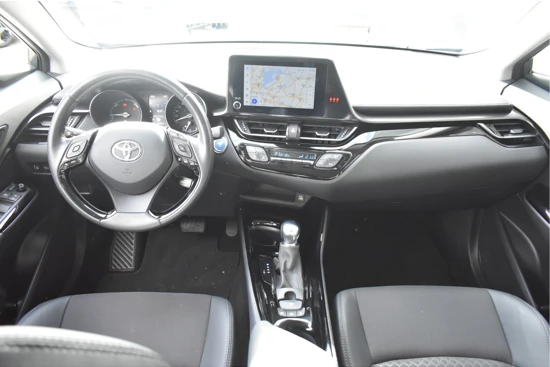 Toyota C-HR 2.0 Hybrid Dynamic | Afn. Trekhaak | Navigatie | Adaptive Crusie | Achteruitrijcamera | Lane-Assist | Full-LED | Nieuwstaat | De