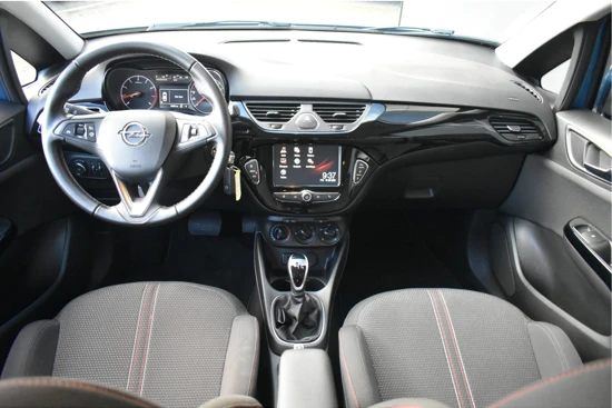 Opel Corsa 1.4 Online Edition Automaat | Afn. Trekhaak | Navigatie | Comfortstoelen | AllSeason | Dealeronderhouden | Parkeersensoren | Arm