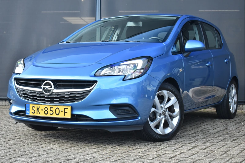 Opel Corsa 1.4 Online Edition Automaat | Afn. Trekhaak | Navigatie | Comfortstoelen | AllSeason | Dealeronderhouden | Parkeersensoren | Arm