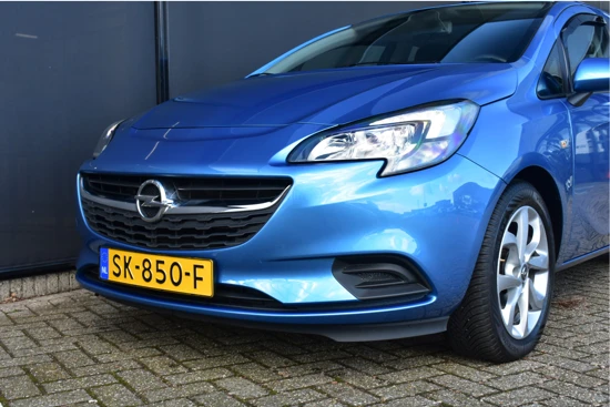 Opel Corsa 1.4 Online Edition Automaat | Afn. Trekhaak | Navigatie | Comfortstoelen | AllSeason | Dealeronderhouden | Parkeersensoren | Arm