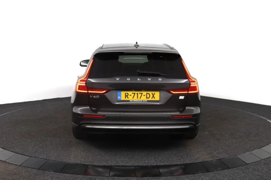 Volvo V60 2.0 T6 Recharge AWD Plus Bright Long Range | Stoel & stuurwielverwarming | Semi elektrische trekhaak | Adaptieve cruise control