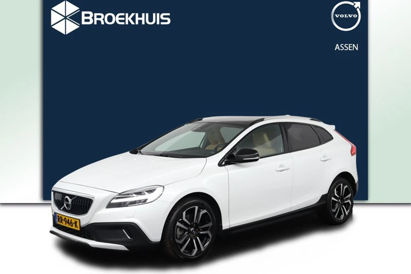 Volvo V40 CROSS COUNTRY T3 Nordic+ | Adaptieve cruise control incl. BLIS | Parkassist camera | Stoelverwarming | Keyless entry |