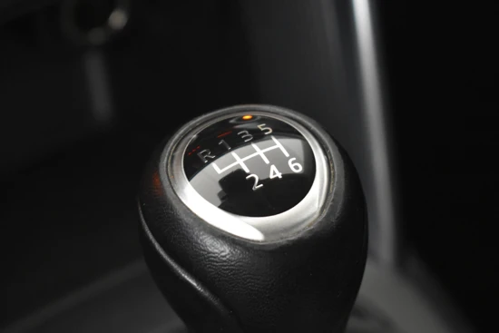 Mazda CX-5 2.0 165PK Skylease+ Limited Edition 2WD | Cruise Control | Dodehoek detectie | Parkeersensoren V+A | Voorstoelen Verwarmd | Trek