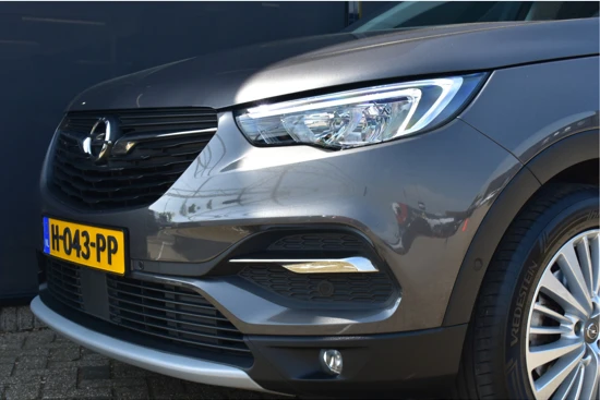 Opel Grandland X 1.2 Turbo Innovation 130pk | Navigatie | Elektr. Achterklep | AGR-Comfortstoelen | Keyless-Entry | Full-LED | Achteruitrijcamera