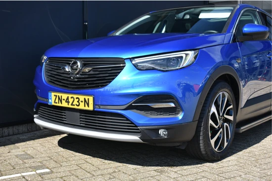 Opel Grandland X 1.2 Turbo Innovation+ 130pk | Full-Options! | Vol-Leder | Afn. Trekhaak | Panoramadak | Stoelkoeling/verwarming | Elektr. Achter