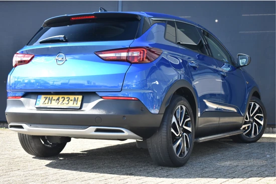 Opel Grandland X 1.2 Turbo Innovation+ 130pk | Full-Options! | Vol-Leder | Afn. Trekhaak | Panoramadak | Stoelkoeling/verwarming | Elektr. Achter