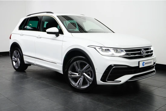 Volkswagen Tiguan 1.4 TSI 245PK eHybrid R-Line | PANORAMADAK | TREKHAAK | AUTO A. KLEP