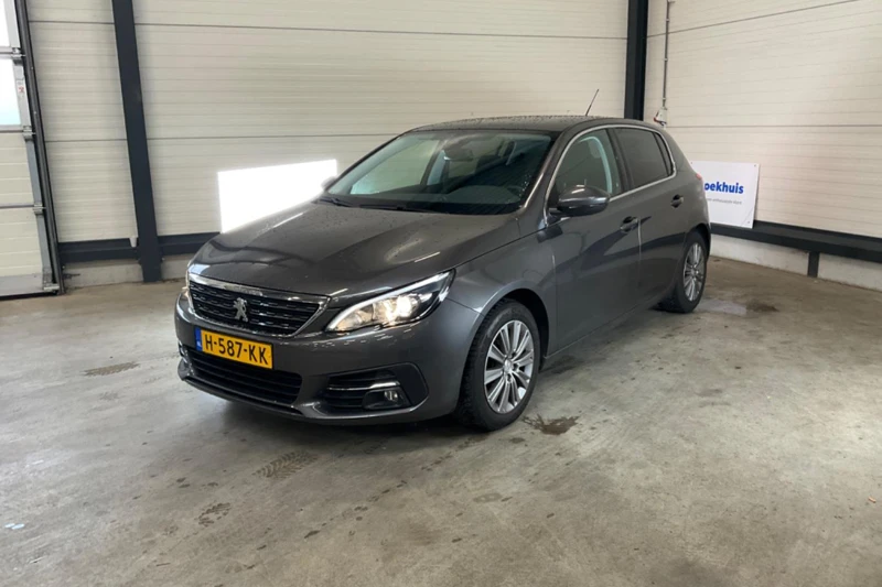 Peugeot 308 1.2 Blue Lease Premium 130 PK