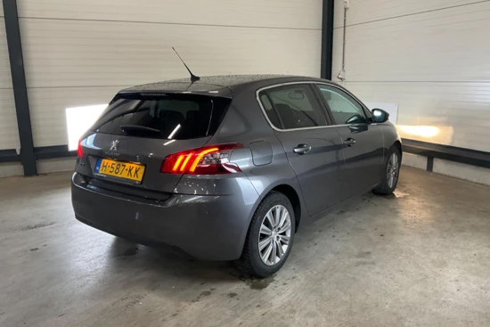 Peugeot 308 1.2 PureTech Blue Lease Premium