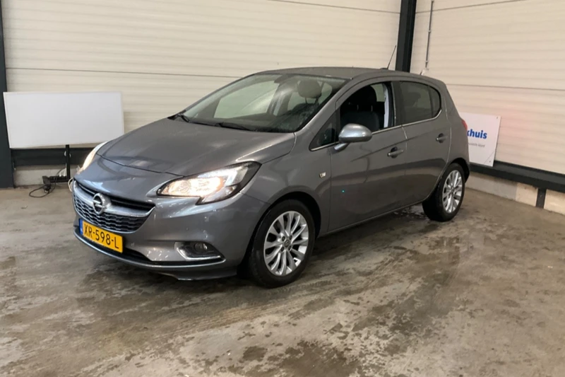 Opel Corsa 1.0 Turbo Online Edition+ | Navigatie | Climate Control | Achteruitrijcamera | Parkeersensoren | Cruise Control | 1e Eigenaar |