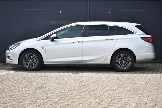 Opel Astra Sports Tourer 1.0 Turbo 120 Jaar Edition+ | Navigatie | Climate Control | Parkeersensoren | Cruise Control | Bluetooth | Apple C