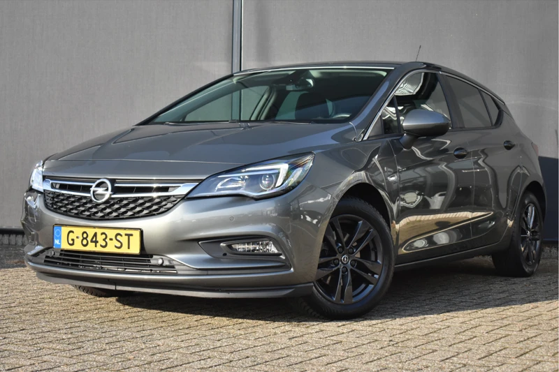 Opel Astra 1.0 Turbo 120 Jaar Edition+ | AGR-Comfortstoelen | Navigatie | Climate Control | Achteruitrijcamera | Parkeersensoren | Apple Ca